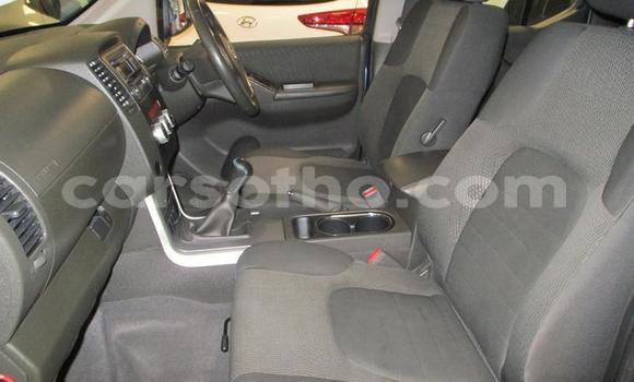 Sayi Na hannu Nissan Navara Blue Mota in Maseru a Maseru Sayi Na hannu Nissan Navara Blue Mota in Maseru a Maseru