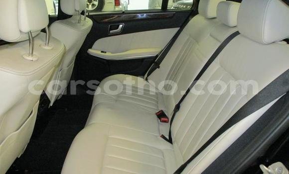 اشتري مستعمل Mercedes-Benz E–Class Black سيارة في Maseru في Maseru اشتري مستعمل Mercedes-Benz E–Class Black سيارة في Maseru في Maseru