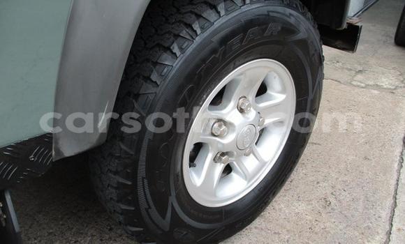 اشتري مستعمل Land Rover Defender Green سيارة في Roma في Maseru اشتري مستعمل Land Rover Defender Green سيارة في Roma في Maseru