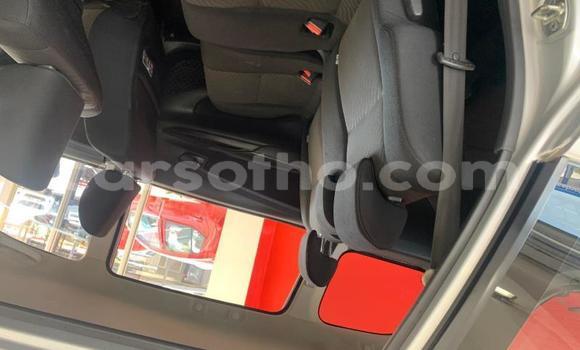 Sayi Na hannu Toyota Avanza Silver Mota in Maseru a Maseru Sayi Na hannu Toyota Avanza Silver Mota in Maseru a Maseru