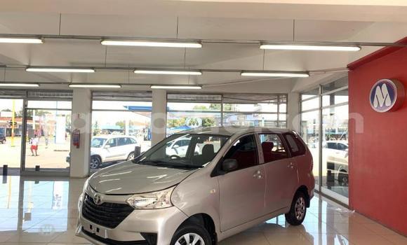 Sayi Na hannu Toyota Avanza Silver Mota in Maseru a Maseru Sayi Na hannu Toyota Avanza Silver Mota in Maseru a Maseru
