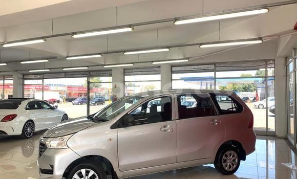Sayi Na hannu Toyota Avanza Silver Mota in Maseru a Maseru Sayi Na hannu Toyota Avanza Silver Mota in Maseru a Maseru