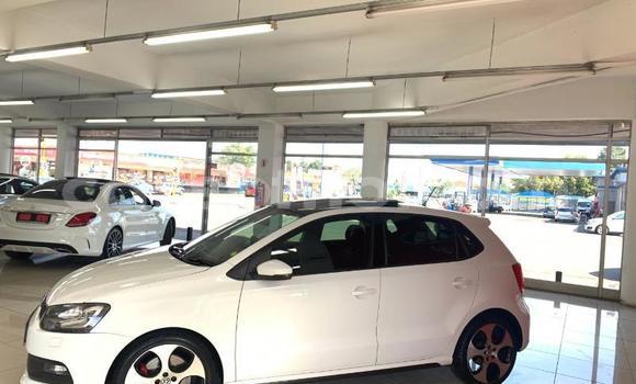 اشتري مستعمل Volkswagen Polo GTI White سيارة في Maseru في Maseru اشتري مستعمل Volkswagen Polo GTI White سيارة في Maseru في Maseru