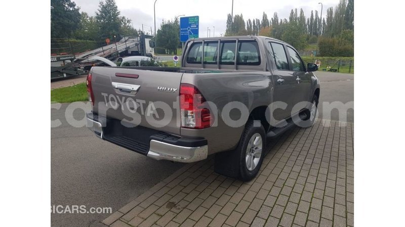 Big with watermark toyota hilux maseru import dubai 17710