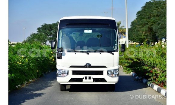 Acheter Import Voiture Toyota Coaster Blanc à Import - Dubai, Maseru Acheter Import Voiture Toyota Coaster Blanc à Import - Dubai, Maseru