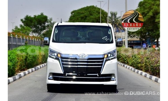 Acheter Import Voiture Toyota Granvia Blanc à Import - Dubai, Maseru Acheter Import Voiture Toyota Granvia Blanc à Import - Dubai, Maseru