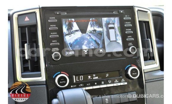 Acheter Import Voiture Toyota Granvia Blanc à Import - Dubai, Maseru Acheter Import Voiture Toyota Granvia Blanc à Import - Dubai, Maseru