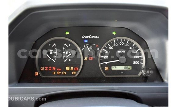 Acheter Import Voiture Toyota Land Cruiser Autre à Import - Dubai, Maseru Acheter Import Voiture Toyota Land Cruiser Autre à Import - Dubai, Maseru