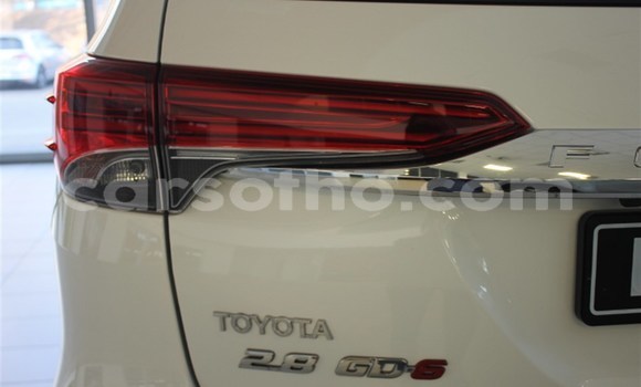 Acheter Occasion Voiture Toyota Fortuner Blanc à Maputsoe, Leribe Acheter Occasion Voiture Toyota Fortuner Blanc à Maputsoe, Leribe
