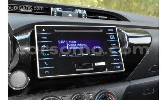 Acheter Import Voiture Toyota Hilux Blanc à Import - Dubai, Maseru Acheter Import Voiture Toyota Hilux Blanc à Import - Dubai, Maseru