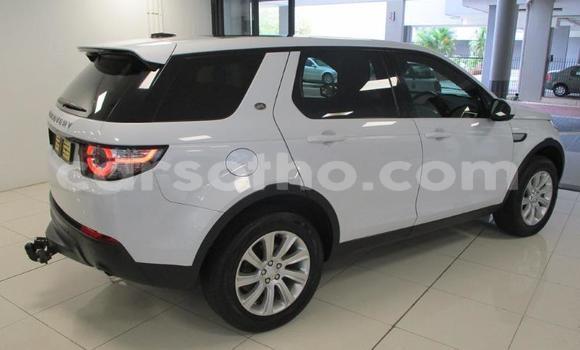 Sayi Na hannu Land Rover Discovery Sport Silver Mota in Maseru a Maseru Sayi Na hannu Land Rover Discovery Sport Silver Mota in Maseru a Maseru