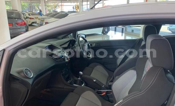 اشتري مستعمل Ford Focus ST White سيارة في Maseru في Maseru اشتري مستعمل Ford Focus ST White سيارة في Maseru في Maseru