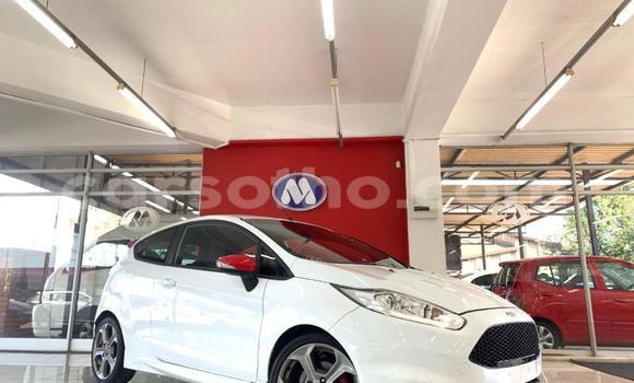 اشتري مستعمل Ford Focus ST White سيارة في Maseru في Maseru اشتري مستعمل Ford Focus ST White سيارة في Maseru في Maseru