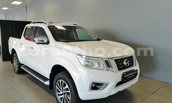 Sayi Na hannu Nissan Navara White Mota in Maputsoa a Leribe Sayi Na hannu Nissan Navara White Mota in Maputsoa a Leribe