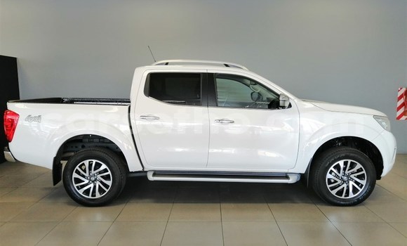 Sayi Na hannu Nissan Navara White Mota in Maputsoa a Leribe Sayi Na hannu Nissan Navara White Mota in Maputsoa a Leribe