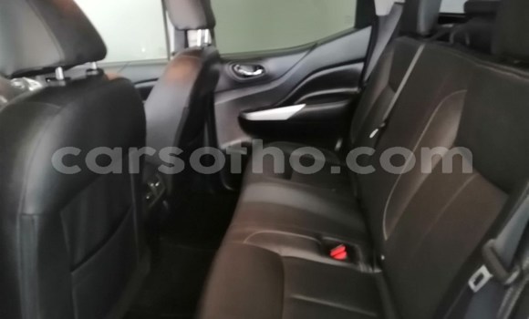 Sayi Na hannu Nissan Navara White Mota in Maputsoa a Leribe Sayi Na hannu Nissan Navara White Mota in Maputsoa a Leribe