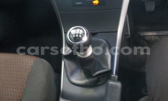 Sayi Na hannu Toyota Corolla White Mota in Butha Buthe a Butha-Buthe Sayi Na hannu Toyota Corolla White Mota in Butha Buthe a Butha-Buthe