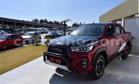 اشتري مستعمل Toyota Hilux Surf Red سيارة في Butha Buthe في Butha-Buthe اشتري مستعمل Toyota Hilux Surf Red سيارة في Butha Buthe في Butha-Buthe