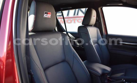 اشتري مستعمل Toyota Hilux Surf Red سيارة في Butha Buthe في Butha-Buthe اشتري مستعمل Toyota Hilux Surf Red سيارة في Butha Buthe في Butha-Buthe