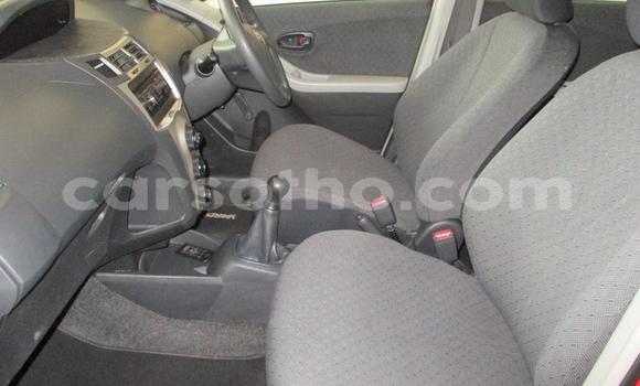 Sayi Na hannu Toyota Yaris Red Mota in Maseru a Maseru Sayi Na hannu Toyota Yaris Red Mota in Maseru a Maseru
