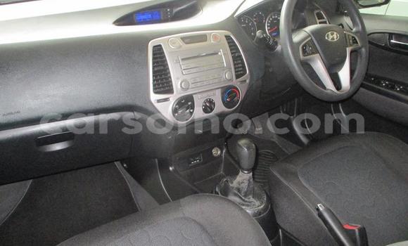 Acheter Occasion Voiture Hyundai i20 Blanc à Maseru, Maseru Acheter Occasion Voiture Hyundai i20 Blanc à Maseru, Maseru
