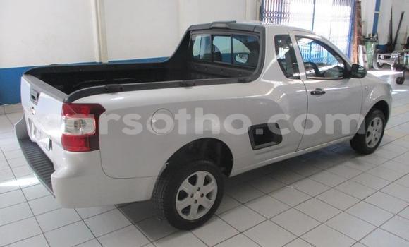 Sayi Na hannu Chevrolet Corsa Silver Mota in Maseru a Maseru Sayi Na hannu Chevrolet Corsa Silver Mota in Maseru a Maseru