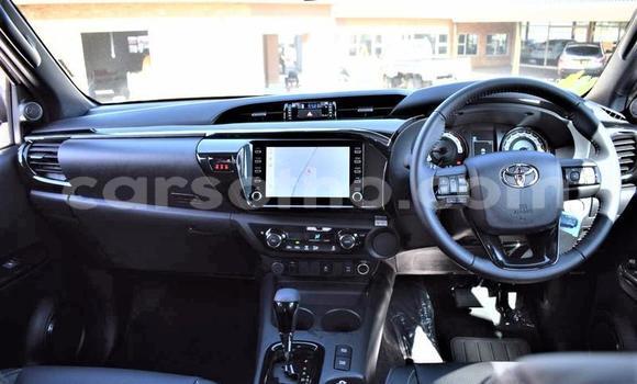 Buy Used Toyota Hilux White Car in Butha–Buthe in Thaba-Tseka Buy Used Toyota Hilux White Car in Butha–Buthe in Thaba-Tseka