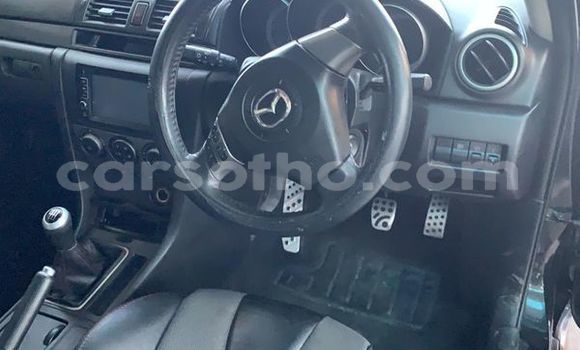Acheter Occasion Voiture Mazda 323 Noir à Butha–Buthe, Thaba-Tseka Acheter Occasion Voiture Mazda 323 Noir à Butha–Buthe, Thaba-Tseka