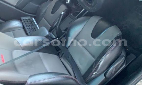 Acheter Occasion Voiture Mazda 323 Noir à Butha–Buthe, Thaba-Tseka Acheter Occasion Voiture Mazda 323 Noir à Butha–Buthe, Thaba-Tseka