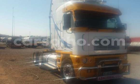 اشتري مستعمل Caterpillar 120 Other شاحنة في Maseru في Maseru اشتري مستعمل Caterpillar 120 Other شاحنة في Maseru في Maseru