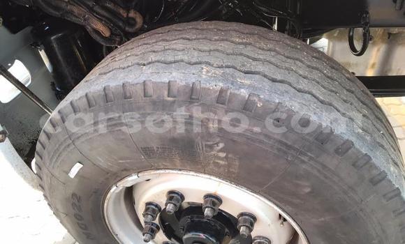 اشتري مستعمل Caterpillar 120 White شاحنة في Maseru في Maseru اشتري مستعمل Caterpillar 120 White شاحنة في Maseru في Maseru