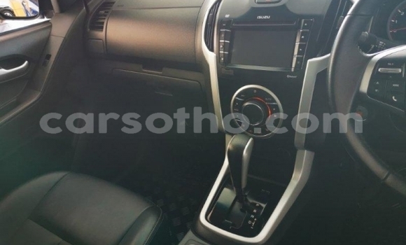 Sayi Na hannu Isuzu KB Blue Mota in Maseru a Maseru Sayi Na hannu Isuzu KB Blue Mota in Maseru a Maseru