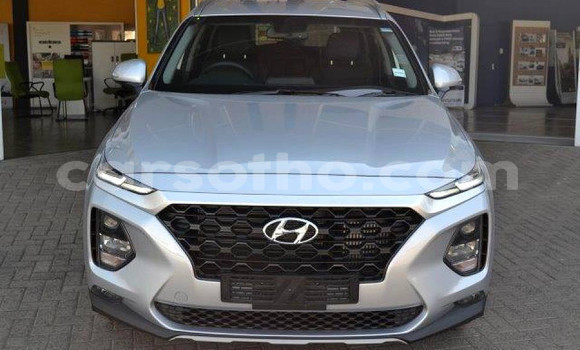 Acheter Occasion Voiture Hyundai Santa Fe Gris à Import - Dubai, Maseru Acheter Occasion Voiture Hyundai Santa Fe Gris à Import - Dubai, Maseru