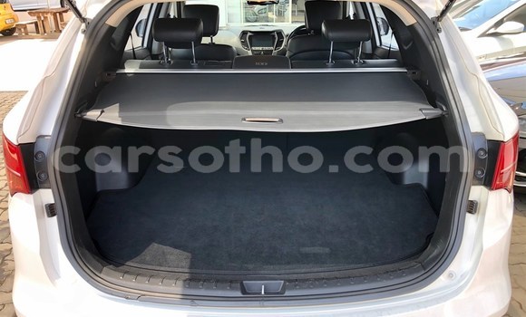 اشتري مستعمل Hyundai Santa Fe White سيارة في Maseru في Maseru اشتري مستعمل Hyundai Santa Fe White سيارة في Maseru في Maseru