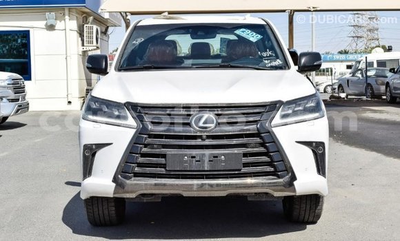 اشتري Imported Lexus LX White سيارة في Import - Dubai في Maseru اشتري Imported Lexus LX White سيارة في Import - Dubai في Maseru