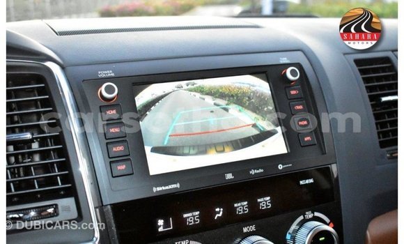 Acheter Import Voiture Toyota Sequoia Blanc à Import - Dubai, Maseru Acheter Import Voiture Toyota Sequoia Blanc à Import - Dubai, Maseru