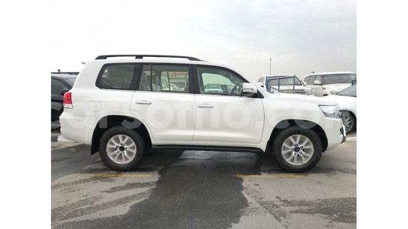 Big with watermark toyota land cruiser maseru import dubai 17831