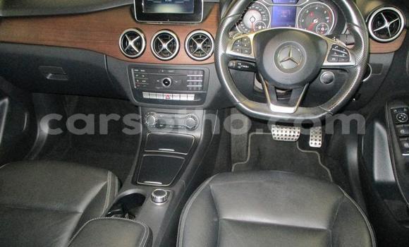 Acheter Occasion Voiture Mercedes-Benz B-klasse Blanc à Maseru, Maseru Acheter Occasion Voiture Mercedes-Benz B-klasse Blanc à Maseru, Maseru