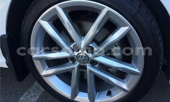 Sayi Na hannu Volkswagen Polo White Mota in Butha–Buthe a Thaba-Tseka Sayi Na hannu Volkswagen Polo White Mota in Butha–Buthe a Thaba-Tseka