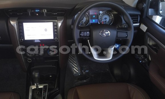Acheter Occasion Voiture Toyota Fortuner Blanc à Maseru, Maseru Acheter Occasion Voiture Toyota Fortuner Blanc à Maseru, Maseru
