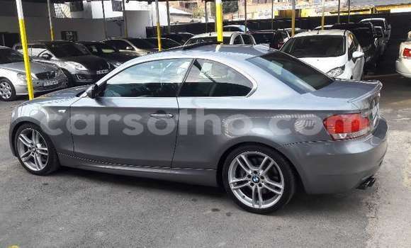 Sayi Na hannu BMW 1–Series Silver Mota in Roma a Maseru Sayi Na hannu BMW 1–Series Silver Mota in Roma a Maseru