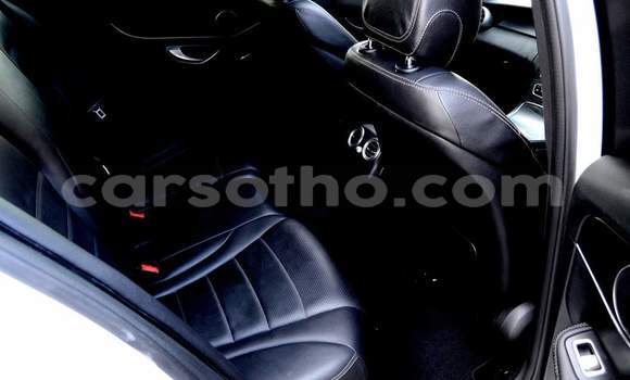 اشتري مستعمل Mercedes-Benz C–Class White سيارة في Maputsoa في Leribe اشتري مستعمل Mercedes-Benz C–Class White سيارة في Maputsoa في Leribe