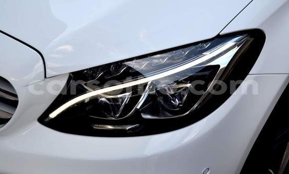 اشتري مستعمل Mercedes-Benz C–Class White سيارة في Maputsoa في Leribe اشتري مستعمل Mercedes-Benz C–Class White سيارة في Maputsoa في Leribe
