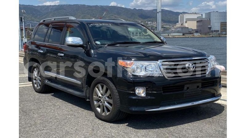 Big with watermark toyota land cruiser maseru import dubai 17869