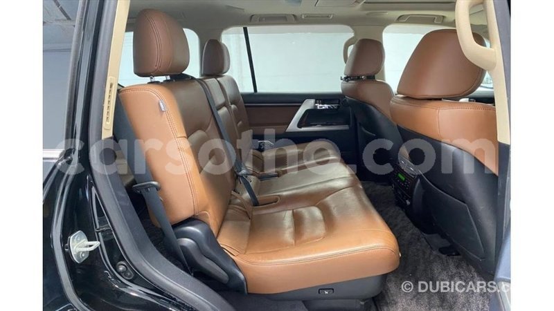 Big with watermark toyota land cruiser maseru import dubai 17869