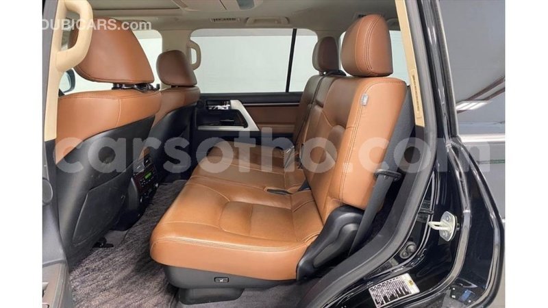 Big with watermark toyota land cruiser maseru import dubai 17869