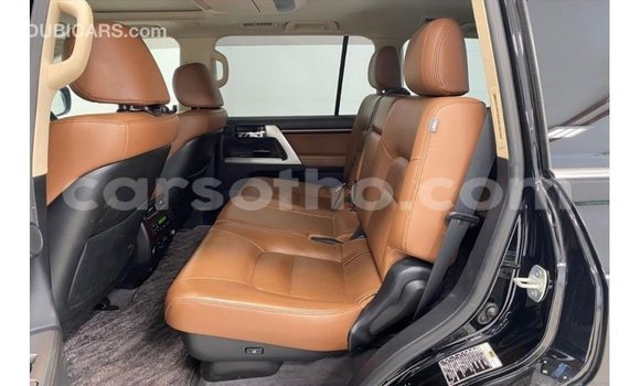 اشتري Imported Toyota Land Cruiser Black سيارة في Import - Dubai في Maseru اشتري Imported Toyota Land Cruiser Black سيارة في Import - Dubai في Maseru