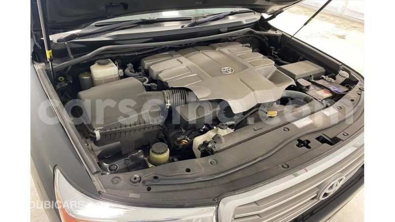 Big with watermark toyota land cruiser maseru import dubai 17869