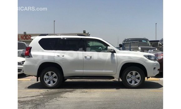 اشتري Imported Toyota Prado White سيارة في Import - Dubai في Maseru اشتري Imported Toyota Prado White سيارة في Import - Dubai في Maseru