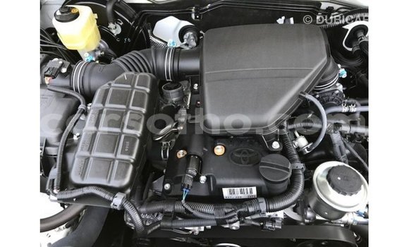 اشتري Imported Toyota Prado White سيارة في Import - Dubai في Maseru اشتري Imported Toyota Prado White سيارة في Import - Dubai في Maseru